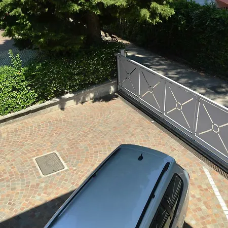 Blu Apartment